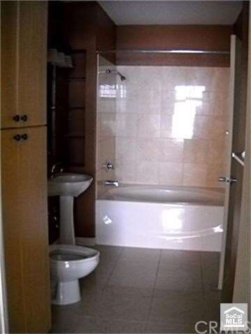 full bath