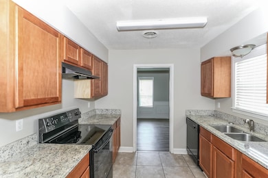 6350 Limewood Ave, Memphis, TN 38134 - photo 6