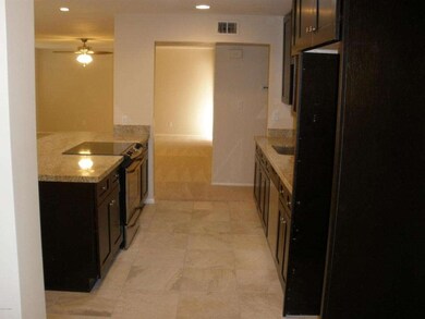 8407 E Rancho Vista 005