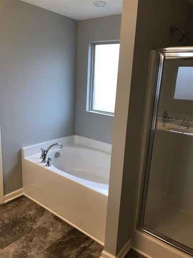 File Photo  Glamour Bath Soaker Tub