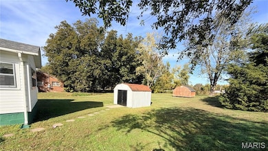 Metal storage shed to stay