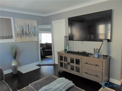 2339 Georgetown Ave, Toledo, OH 43613 - photo 3