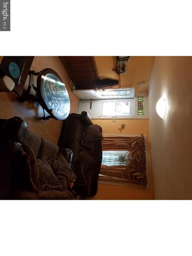 1337 Birch St, Reading, PA 19604 - photo 2