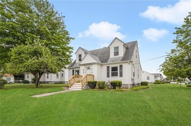 32 Edgemont St, Warwick, RI 02888 - photo 2