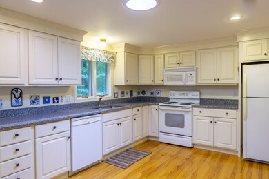 35 Logtown Rd, Amherst, MA 01002 - photo 7