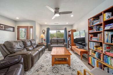 6-web-or-mls-789 S 3500 E New Harmony-5