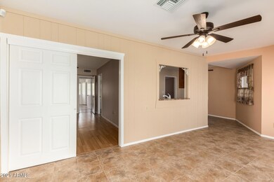 13669 N Garden Court Dr, Sun City, AZ 85351 - photo 7