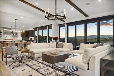 4_Livingroom_1800x1200_4232440