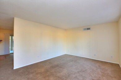 3507 E Edgewood AVE