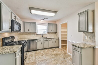 29002 Ashbrook Ln, Magnolia, TX 77355 - photo 5