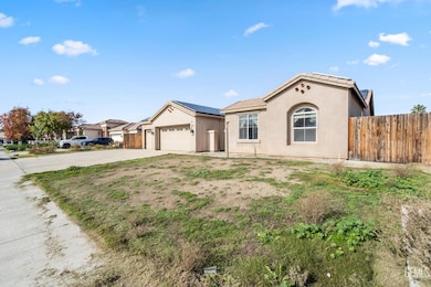 6208 Fire Opal Dr unit 1, Bakersfield, CA 93313 - photo 3