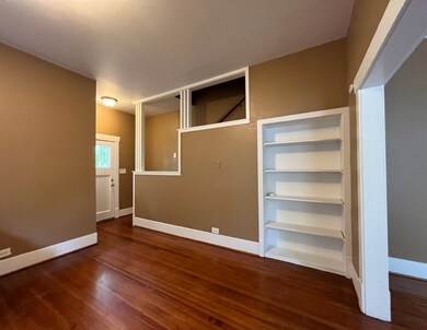 3200 Avenue K, Bay City, TX 77414 - photo 2