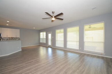 8034 Gray Jay Dr, Houston, TX 77040 - photo 7