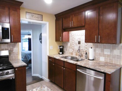 329 Knowlton St, Manchester, NH 03103 - photo 6