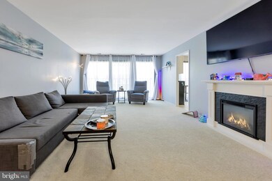 Treebrooke unit 204, Oakton, VA 22124 - photo 5