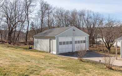 5 Sargent St, Allenstown, NH 03275 - photo 4