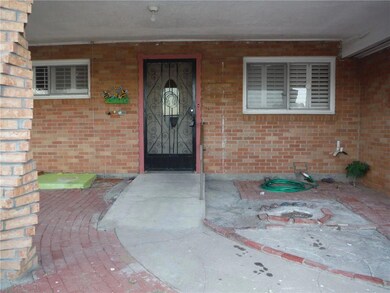 2709 Frankfort Ave, El Paso, TX 79930 - photo 3
