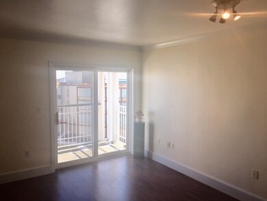 86 E Howard St unit 306, Quincy, MA 02169 - photo 3