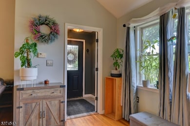 34 N Railroad Ave, Mahwah, NJ 07430 - photo 4