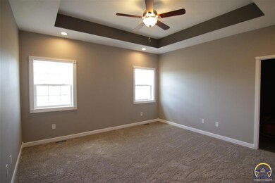 2909 SW Greenridge St, Topeka, KS 66614 - photo 3