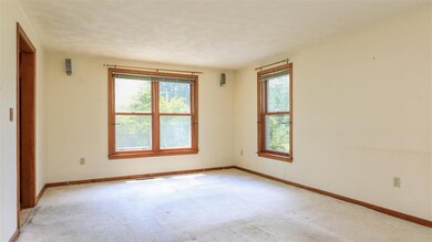 21 Cathedral Cir, Nashua, NH 03063 - photo 6