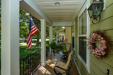 2263DanielIslandDr007