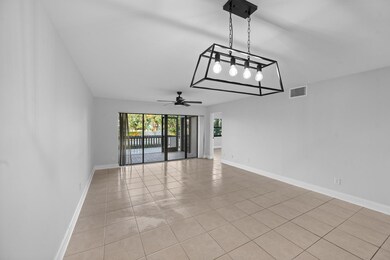 600 Uno Lago Dr unit 104, North Palm Beach, FL 33408 - photo 5