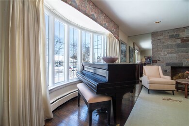 21 Dorset Rd, Pawtucket, RI 02860 - photo 4