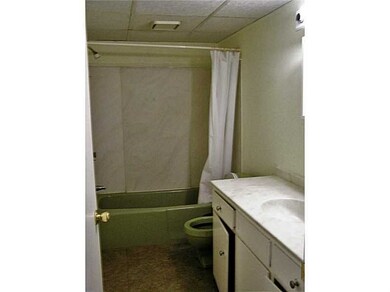 9 Shoreham Ct unit 2, Pawtucket, RI 02860 - photo 6