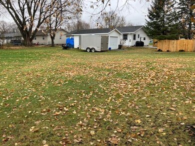 706 14th St NE, Owatonna, MN 55060 - photo 5