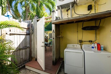 905 Grinnell St, Key West