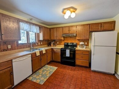 155 Center Depot Rd, Charlton, MA 01507 - photo 6