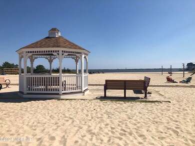 17 Curaco Ave, Toms River, NJ 08753 - photo 4