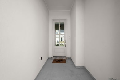 9044 Magnolia View Dr, Baton Rouge, LA 70810 - photo 2