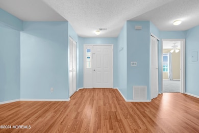 621 Waters Edge Dr unit 21, Toms River, NJ 08753 - photo 4