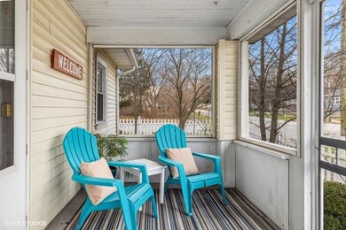 02_33SBarker_97001_Sunroom_LowRes