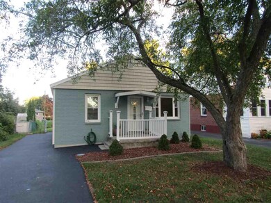 15 Carlisle Ct, Albany, NY 12209 - photo 2