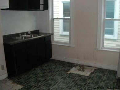 328 Duane Ave, Schenectady, NY 12307 - photo 6