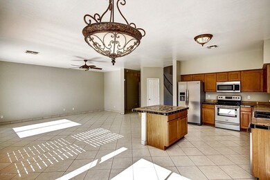 2907 W Carson Rd (2)