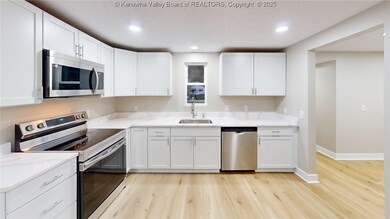 4205 Bradley Rd, Huntington, WV 25704 - photo 7