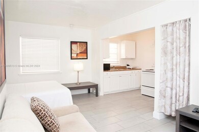 4109 N Ocean Dr unit 15, Lauderdale By the Sea, FL 33308 - photo 2