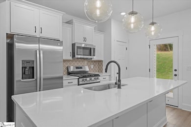 413 W Parima Ct, Spartanburg, SC 29301 - photo 6