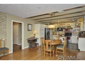 dining room/kitchen