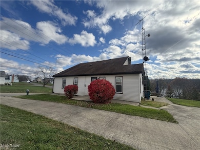 10539 Sprucevale Rd, Rogers, OH 44455 - photo 3