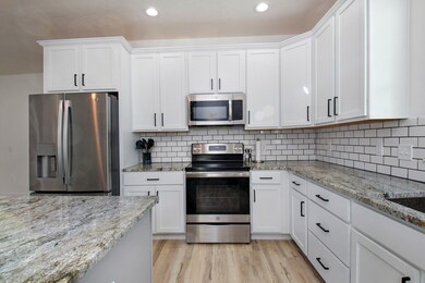 1081 E Daisy Falls Dr, Nixa, MO 65714 - photo 6