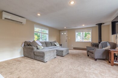 119 Landseer St, West Roxbury, MA 02132 - photo 7