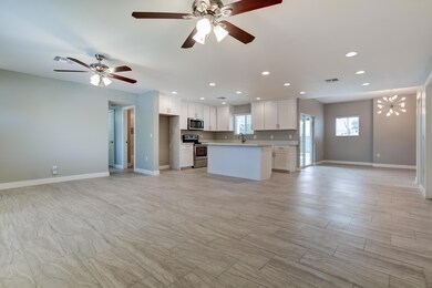 2641 E Juanita Ave-7