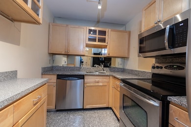 72 Mt Vernon St unit BA-72, Boston, MA 02108 - photo 5