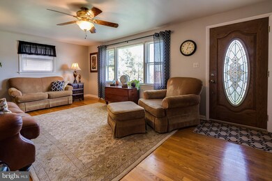 741 W Main St, New Holland, PA 17557 - photo 7