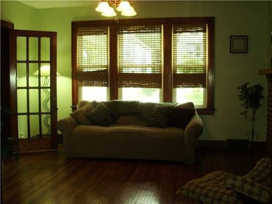 394 E Morrill Ave, Columbus, OH 43207 - photo 5